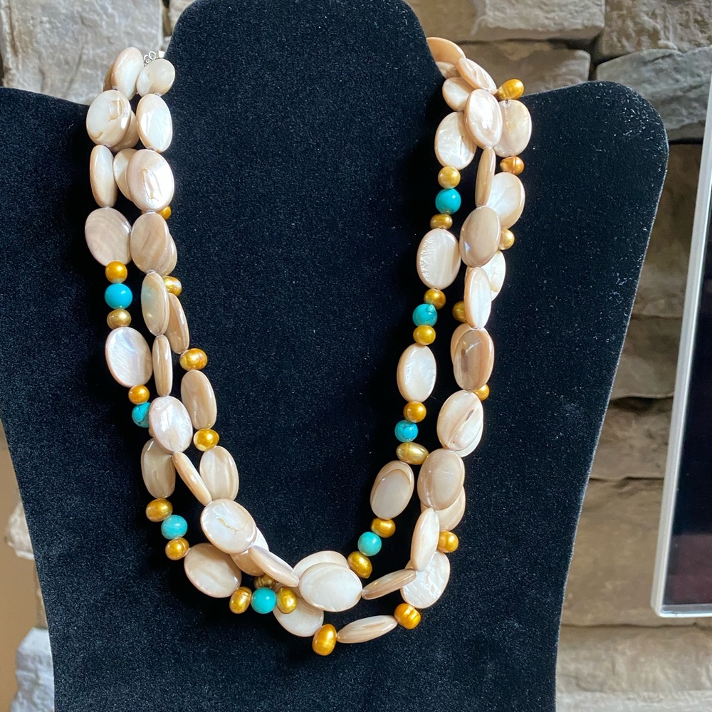 Fashion necklace